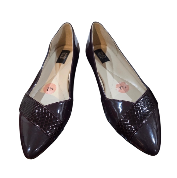 Jones New York - Elegant Faux Patent Leather Burgandy Women's Flats - Picture 2 of 5